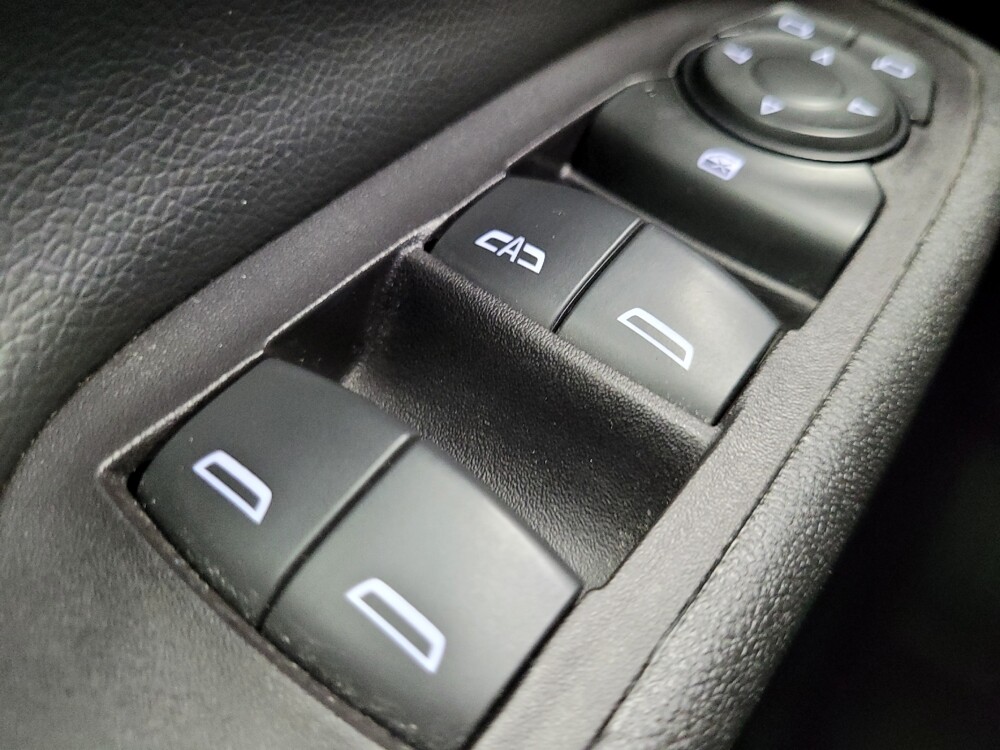 2022 Chevrolet Equinox in Las Vegas, NV 89102 - 18125706 27