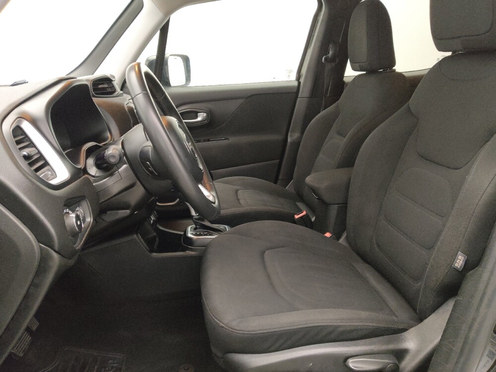 2020 Jeep Renegade in Savannah, GA 31419 - 18125713 17