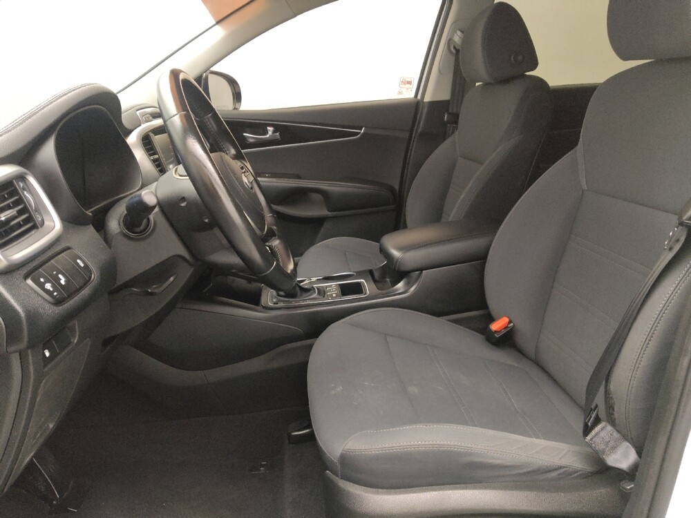 2019 Kia Sorento in Kissimmee, FL 34744 - 18125718 17