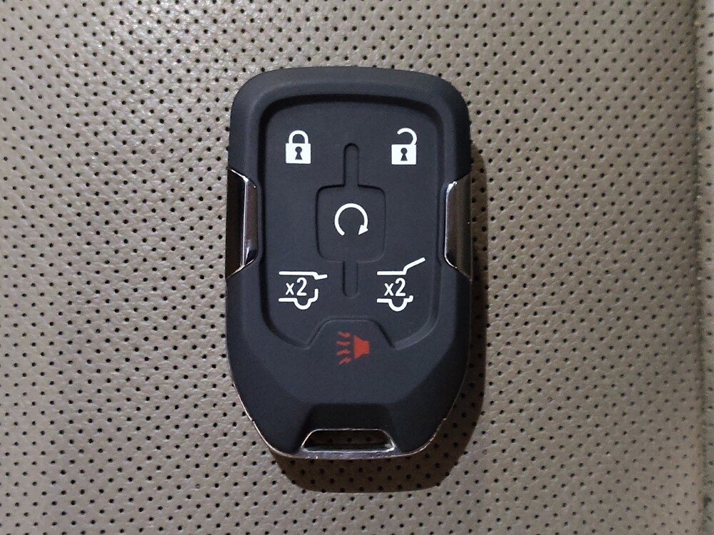 2017 Chevrolet Tahoe in Mobile, AL 36606 - 18125725 32