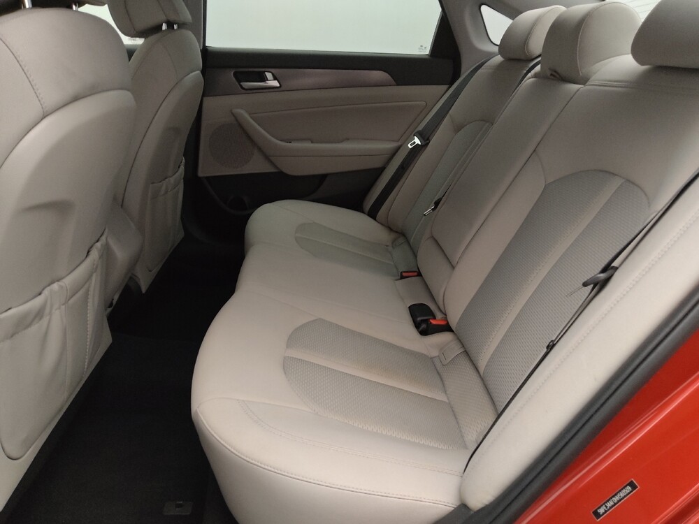 2017 Hyundai Sonata in Mobile, AL 36606 - 18125750 18