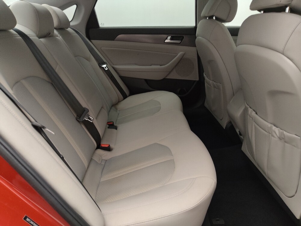 2017 Hyundai Sonata in Mobile, AL 36606 - 18125750 19