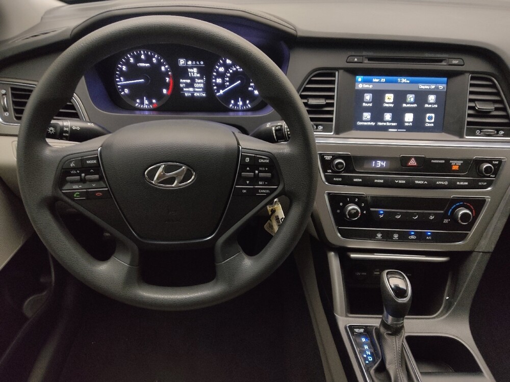 2017 Hyundai Sonata in Mobile, AL 36606 - 18125750 22