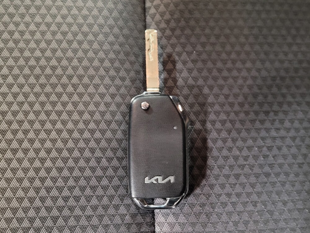 2025 Kia Soul in Jacksonville, FL 32225 - 18125753 32