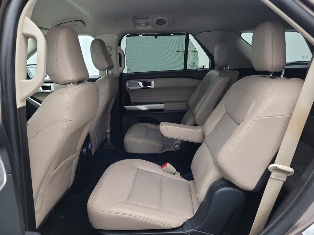 2021 Ford Explorer in Greensboro, NC 27407 - 18125757 18