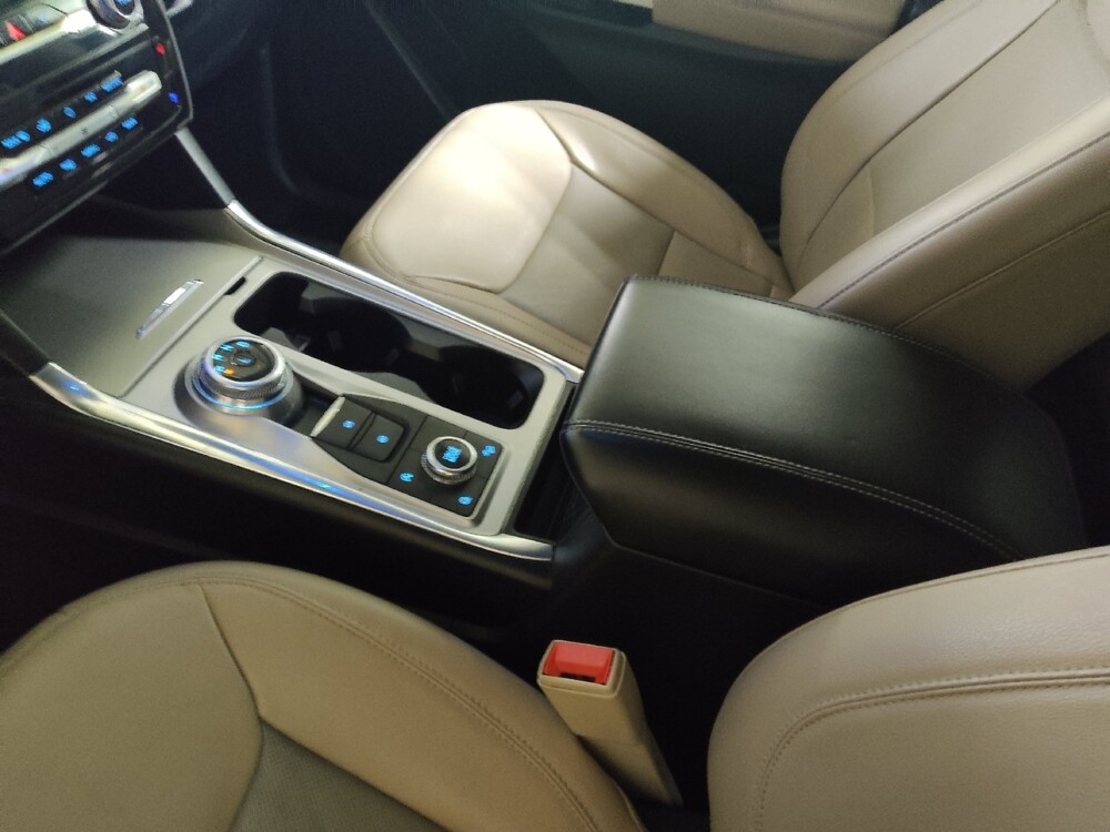 2021 Ford Explorer in Greensboro, NC 27407 - 18125757 26