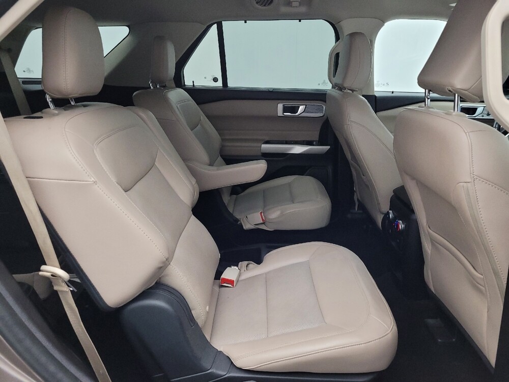 2021 Ford Explorer in Greensboro, NC 27407 - 18125757 19