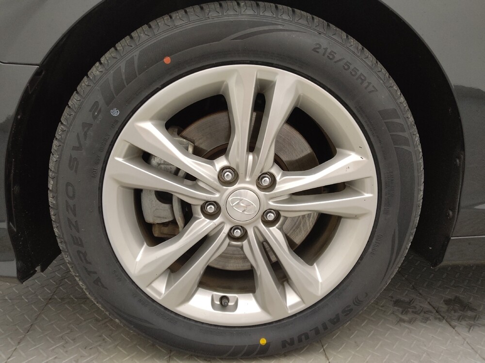 2019 Hyundai Sonata in Fayetteville, NC 28304 - 18125758 31