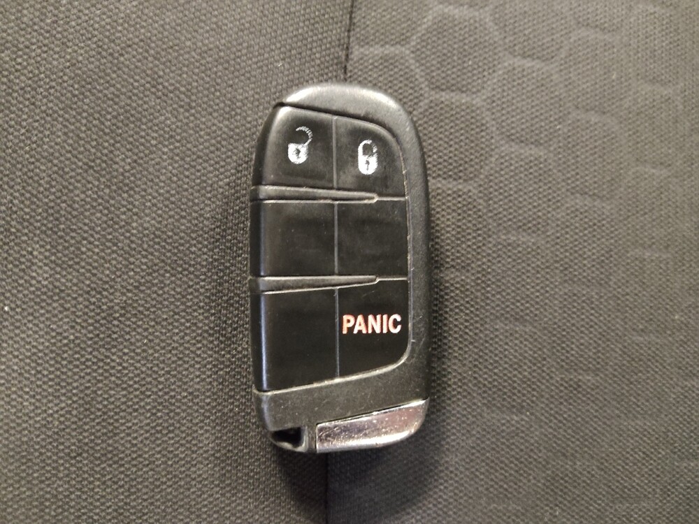 2018 Jeep Compass in Greenville, NC 27834 - 18125759 32