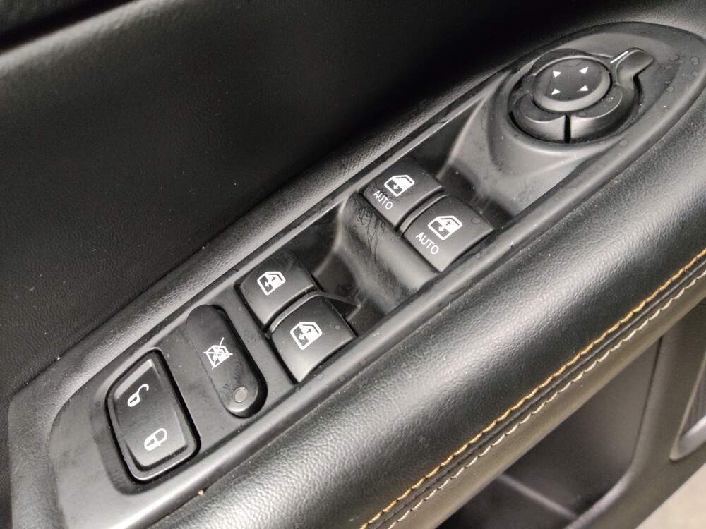 2018 Jeep Compass in Greenville, NC 27834 - 18125759 27