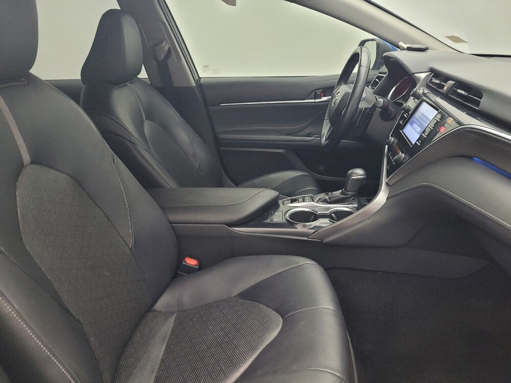 2018 Toyota Camry in Columbia, SC 29210 - 18125771 21
