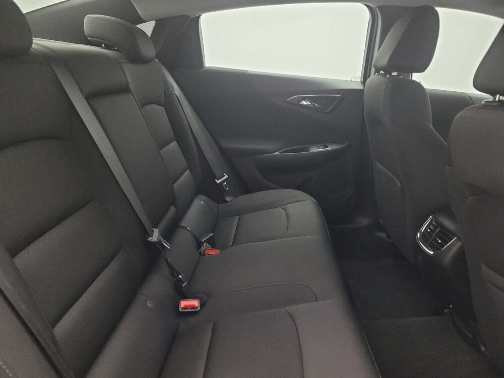 2022 Chevrolet Malibu in Winston-Salem, NC 27103 - 18125774 19