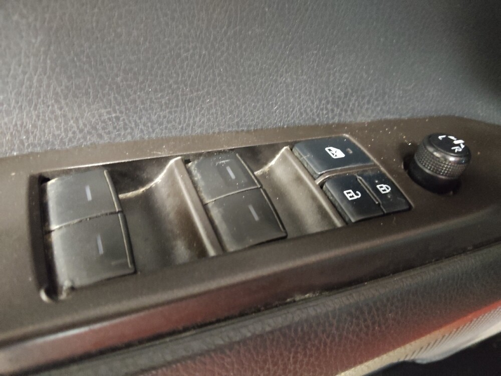 2021 Toyota Camry in Columbia, SC 29210 - 18125777 27