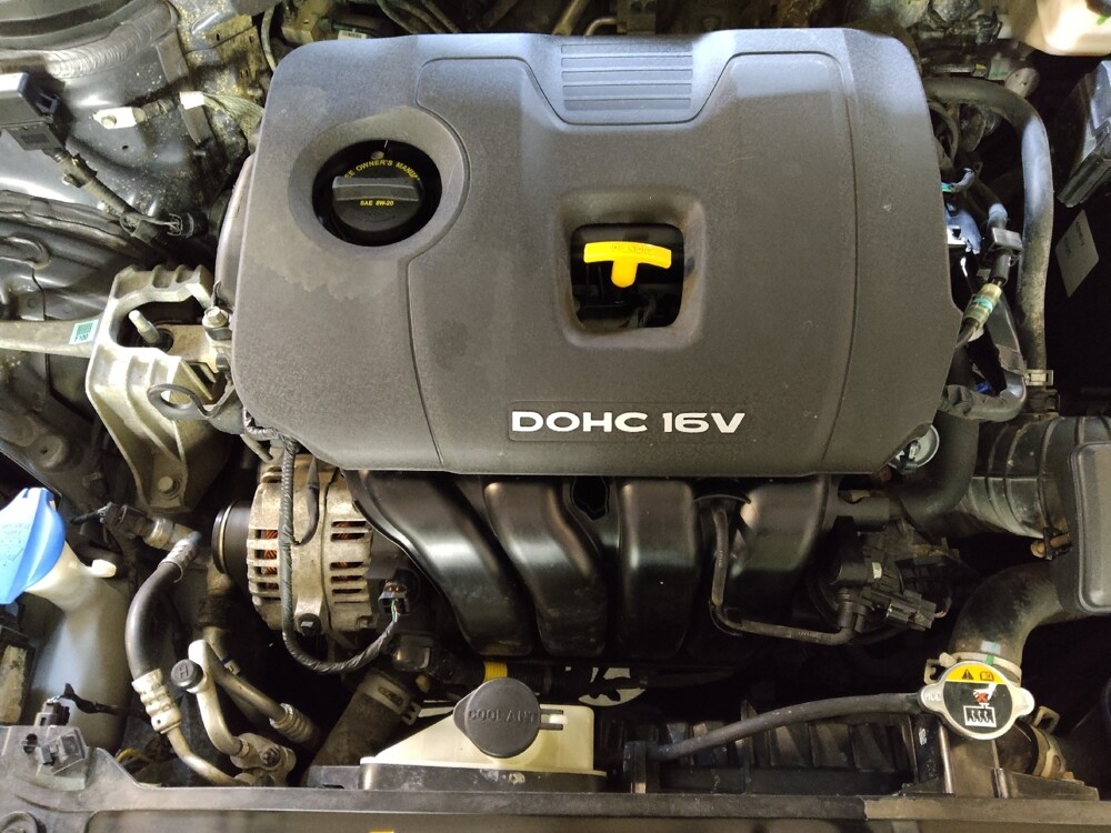 2018 Hyundai Elantra in Raleigh, NC 27604 - 18125792 30