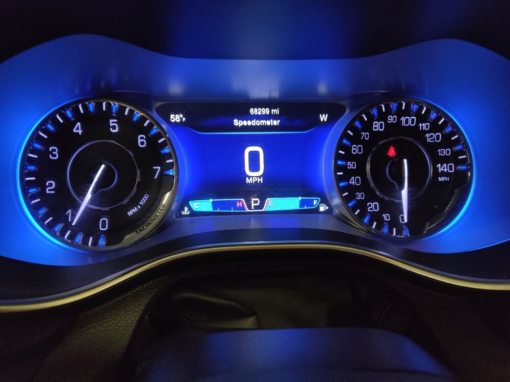 2015 Chrysler 200 in Columbia, SC 29210 - 18125793 23