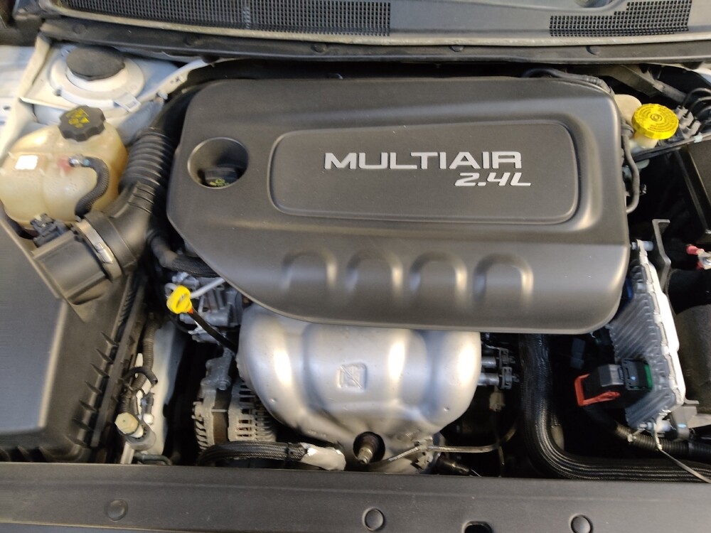 2015 Chrysler 200 in Columbia, SC 29210 - 18125793 30