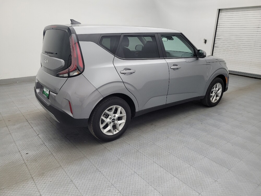 2025 Kia Soul in Fayetteville, NC 28304 - 18125798 10