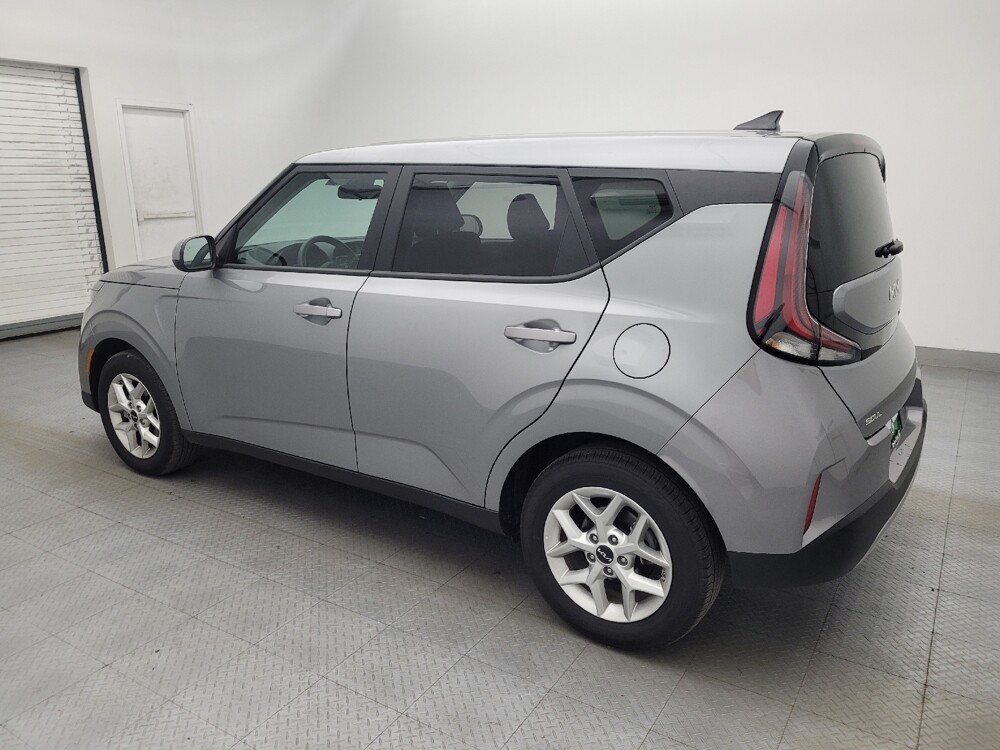 2025 Kia Soul in Fayetteville, NC 28304 - 18125798 3