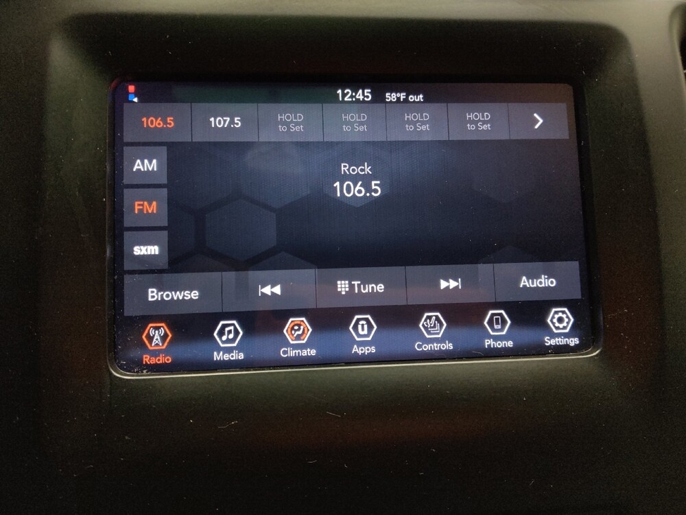 2020 Jeep Cherokee in Greenville, NC 27834 - 18125805 25