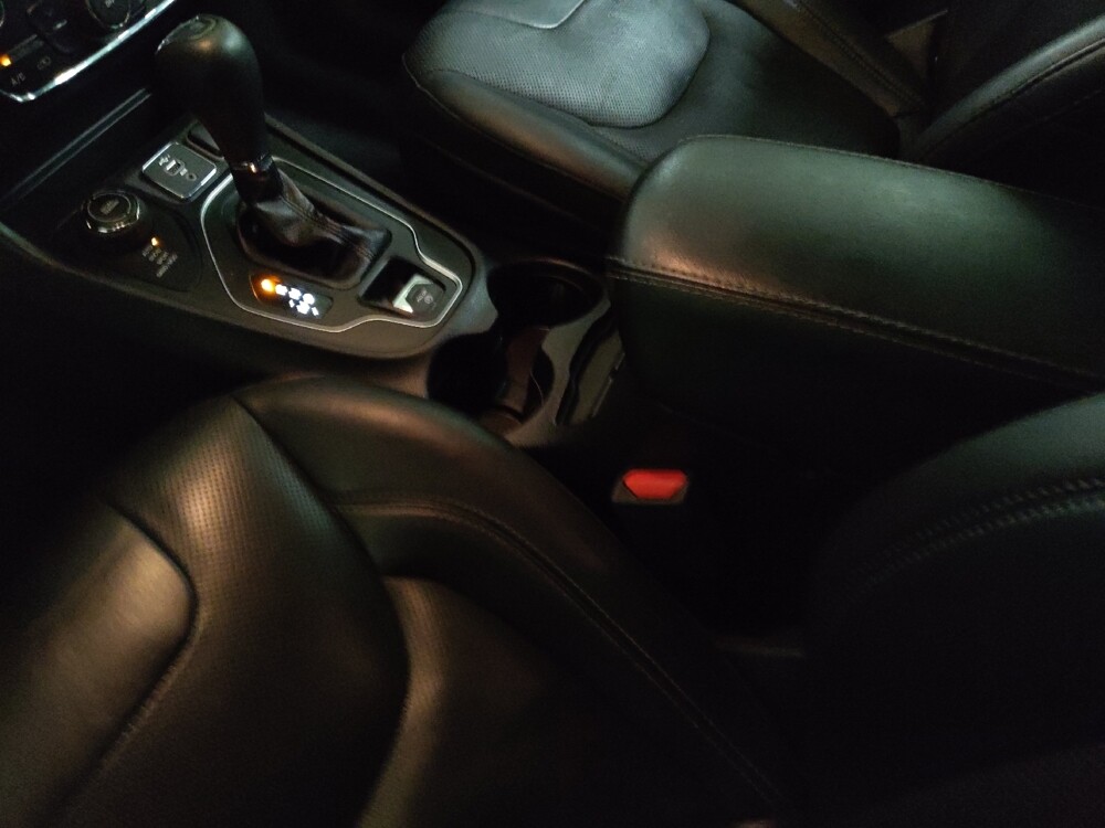 2020 Jeep Cherokee in Greenville, NC 27834 - 18125805 26