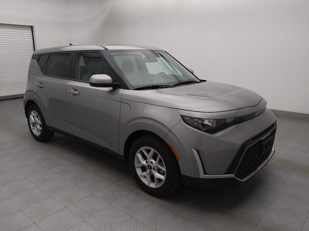 2025 Kia Soul in Greensboro, NC 27407 - 18125807 11