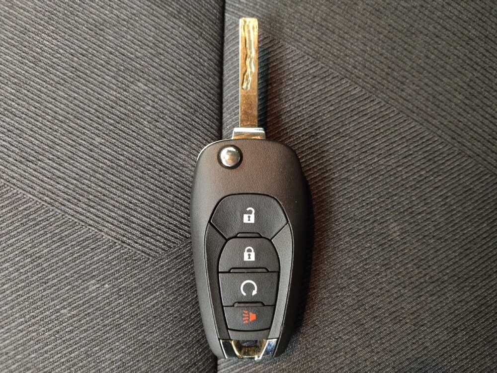 2024 Chevrolet Trax in Albuquerque, NM 87113 - 18125813 32