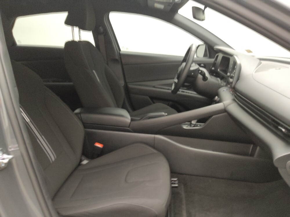 2025 Hyundai Elantra in Albuquerque, NM 87113 - 18125814 21
