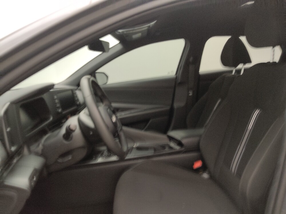 2025 Hyundai Elantra in Albuquerque, NM 87113 - 18125814 17