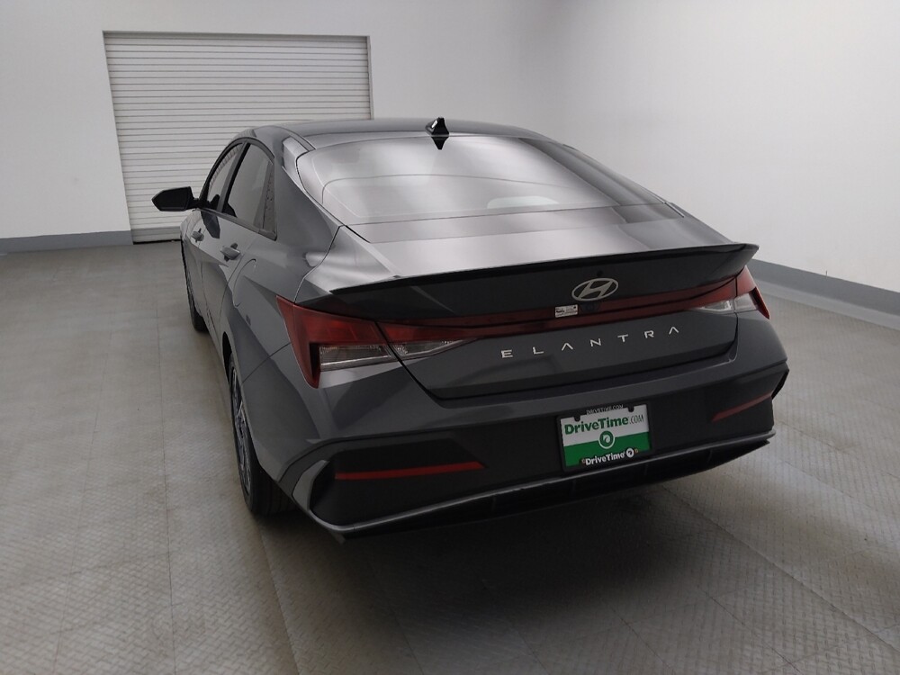 2025 Hyundai Elantra in Albuquerque, NM 87113 - 18125814 6