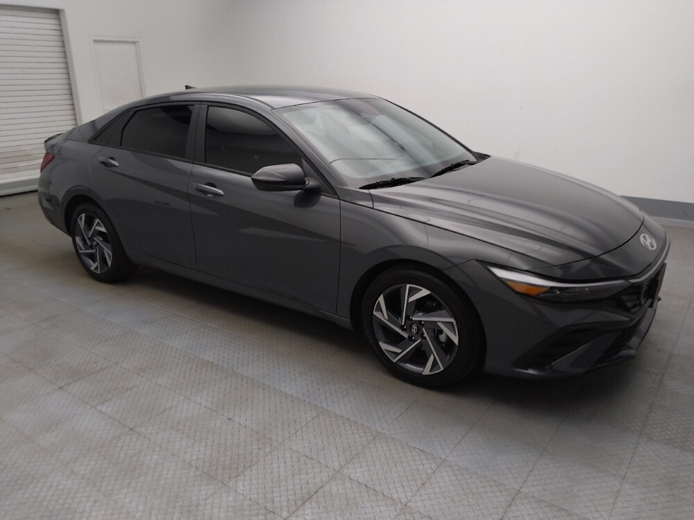 2025 Hyundai Elantra in Albuquerque, NM 87113 - 18125814 11