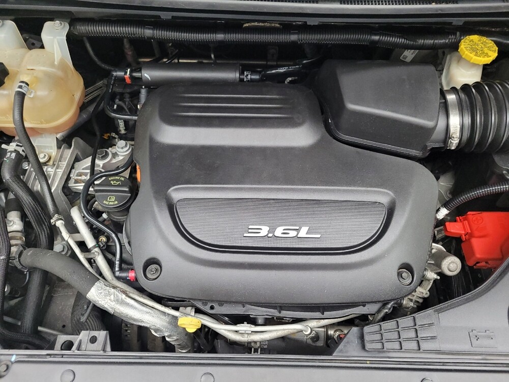 2017 Chrysler Pacifica in Memphis, TN 38115 - 18125821 30