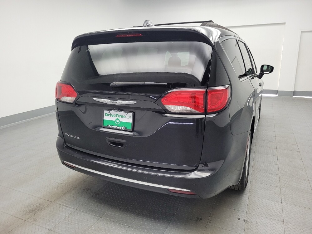 2017 Chrysler Pacifica in Memphis, TN 38115 - 18125821 7