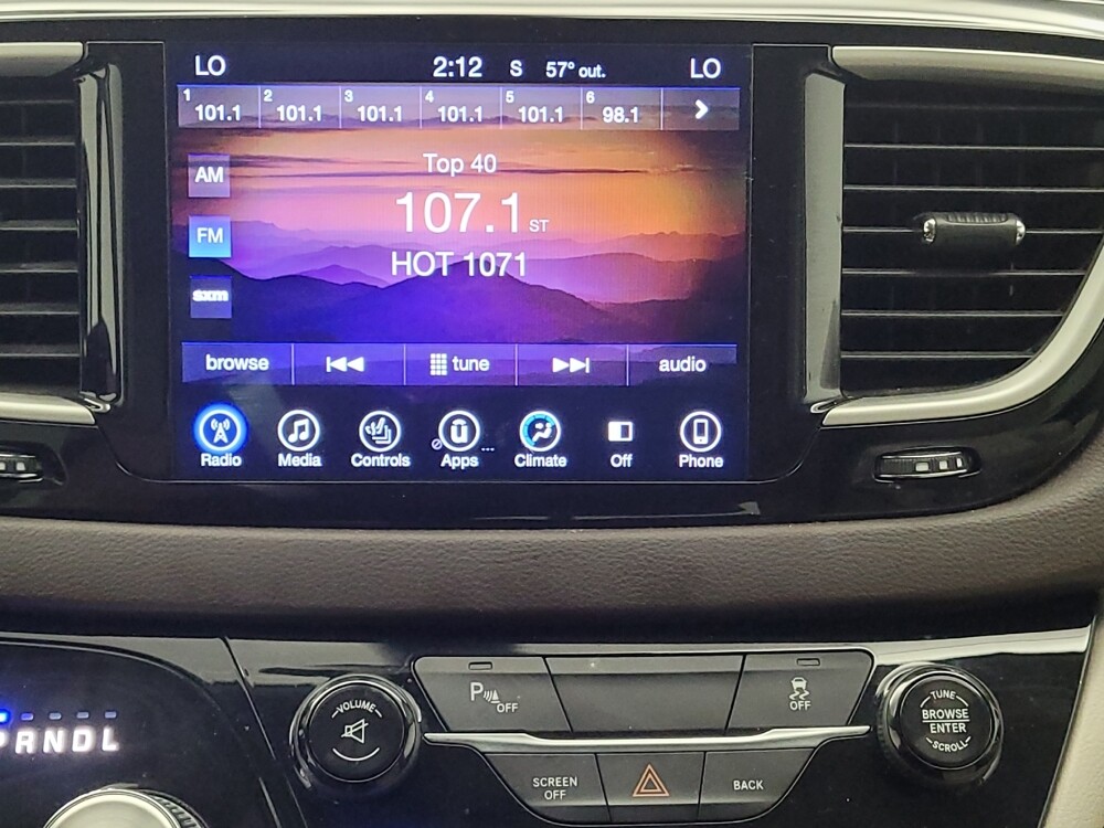 2017 Chrysler Pacifica in Memphis, TN 38115 - 18125821 25