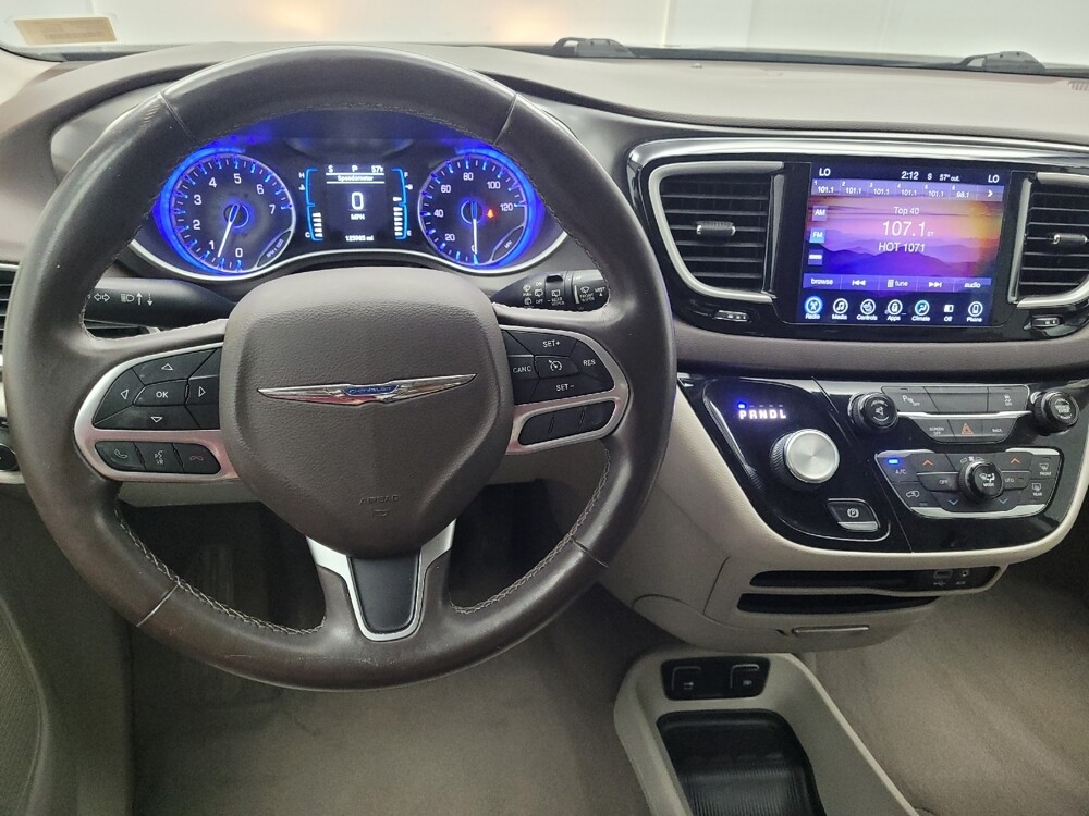 2017 Chrysler Pacifica in Memphis, TN 38115 - 18125821 22