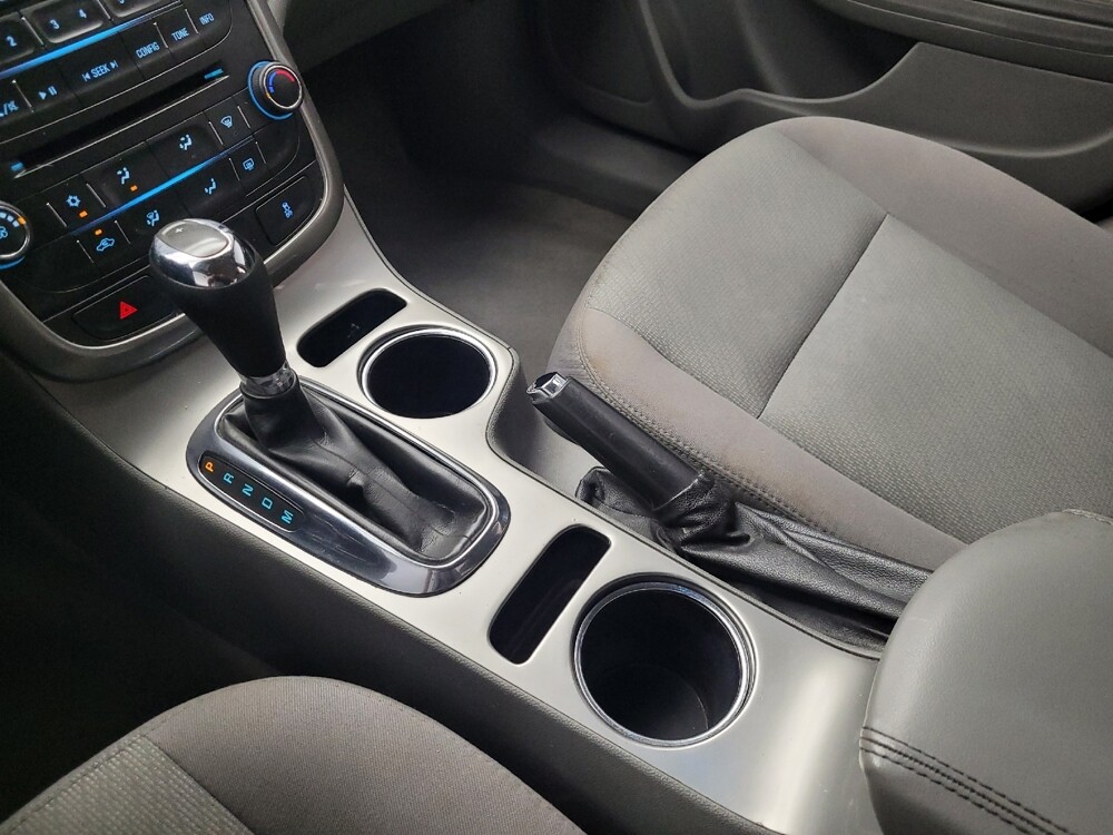 2015 Chevrolet Malibu in Memphis, TN 38115 - 18125822 26