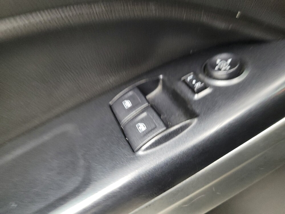 2017 Chevrolet Colorado in Memphis, TN 38115 - 18125823 27