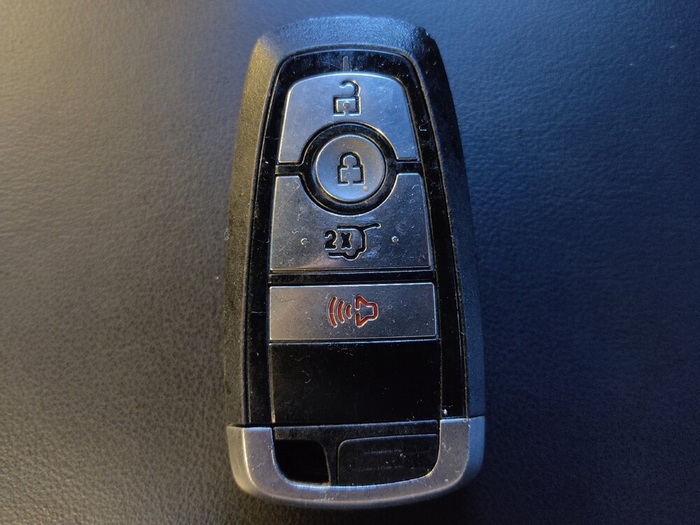 2020 Ford Explorer in Houston, TX 77074 - 18125838 32