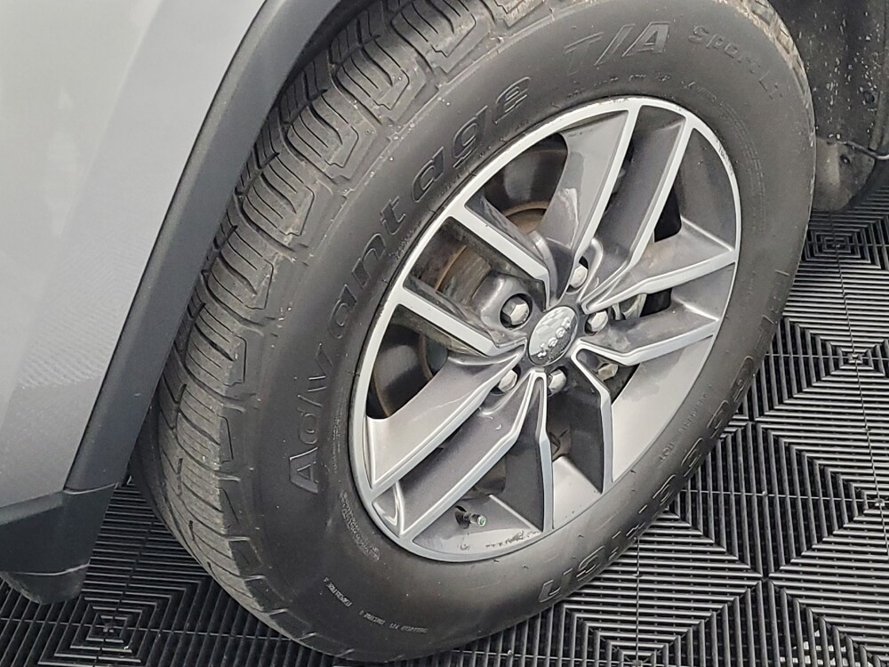 2018 Jeep Grand Cherokee in Houston, TX 77060 - 18125840 31