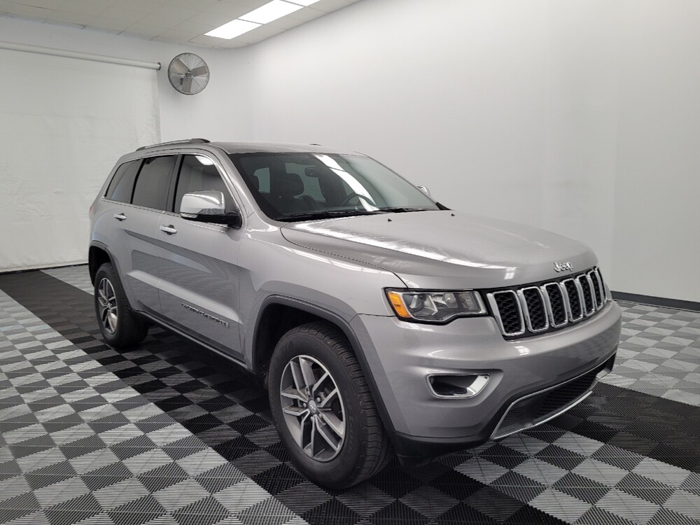 2018 Jeep Grand Cherokee in Houston, TX 77060 - 18125840 13