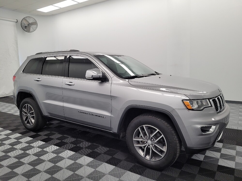 2018 Jeep Grand Cherokee in Houston, TX 77060 - 18125840 11