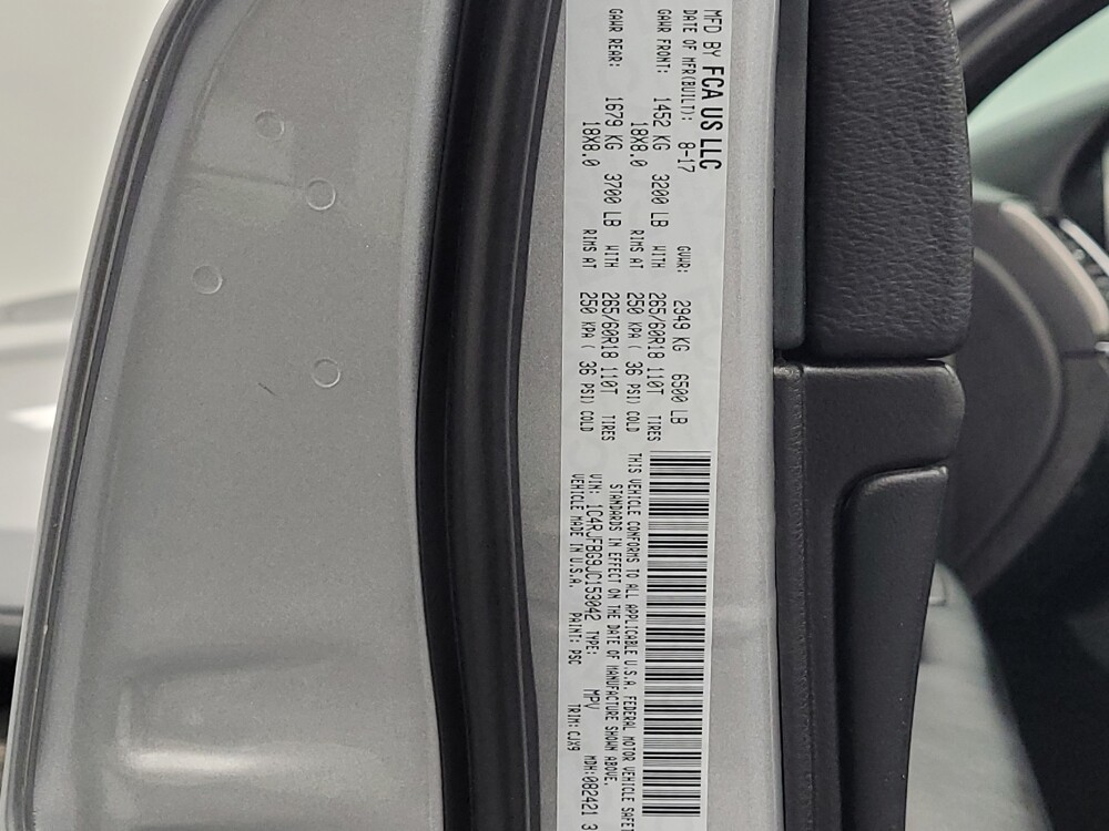 2018 Jeep Grand Cherokee in Houston, TX 77060 - 18125840 33