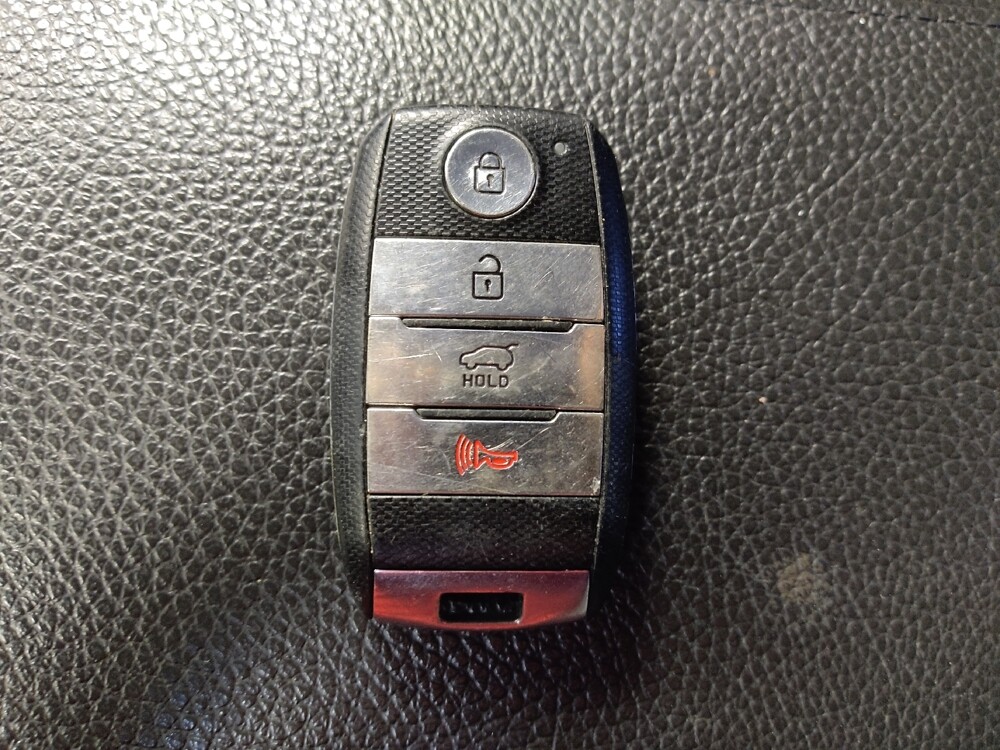 2014 Kia Sorento in Houston, TX 77074 - 18125841 32