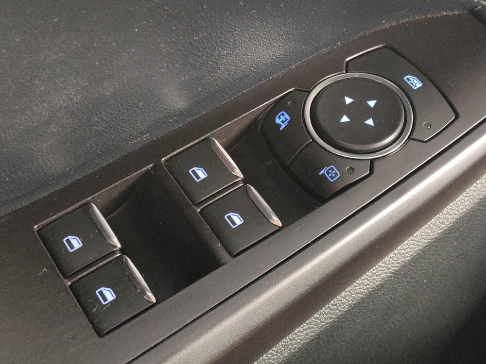 2020 Ford Explorer in Live Oak, TX 78233 - 18125842 27