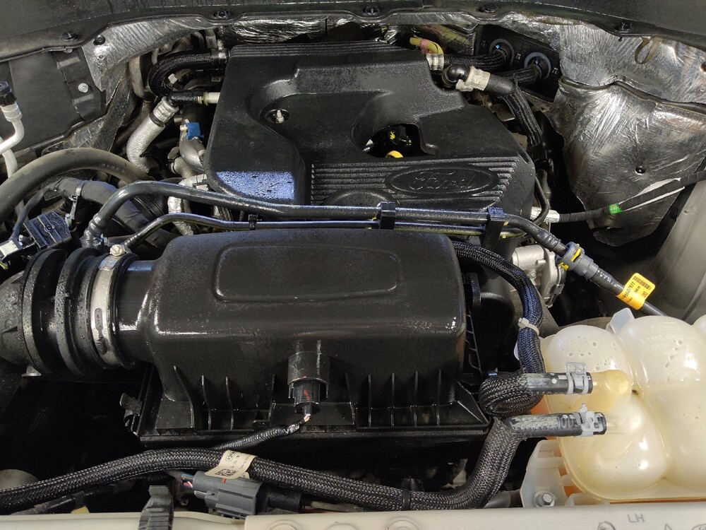 2020 Ford Explorer in Live Oak, TX 78233 - 18125842 30