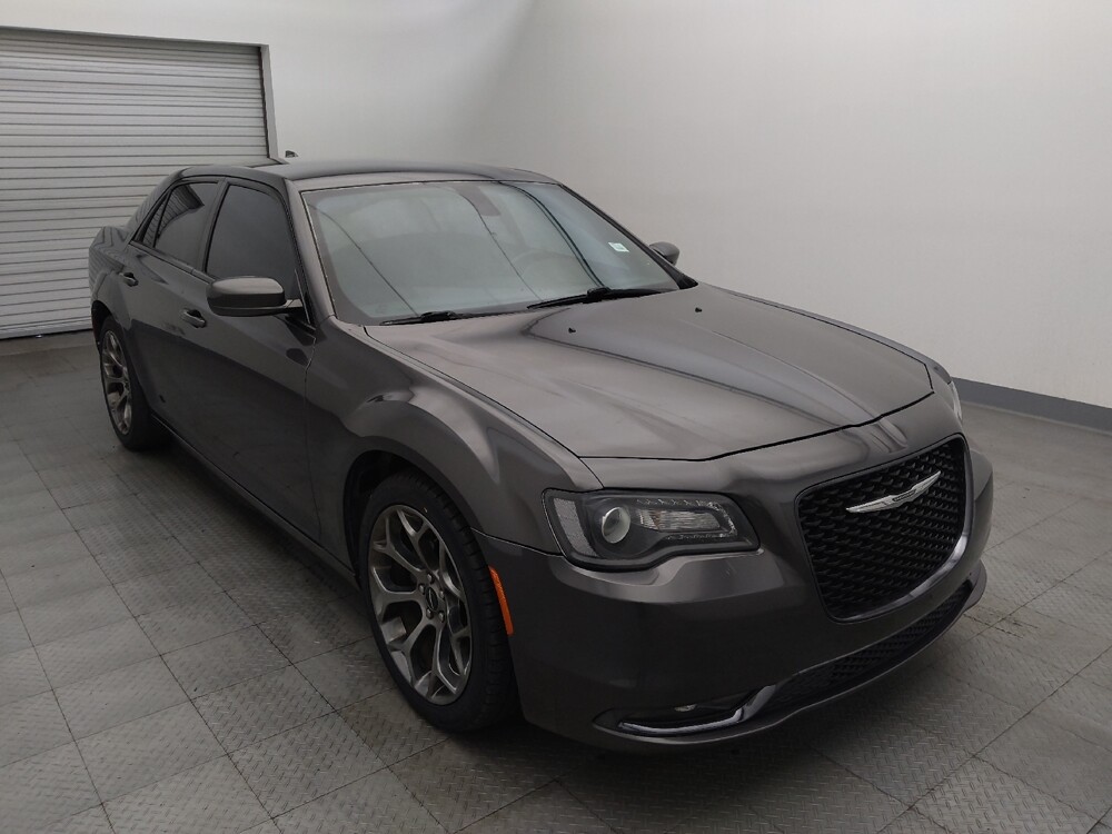 2018 Chrysler 300 in San Antonio, TX 78238 - 18125847 13