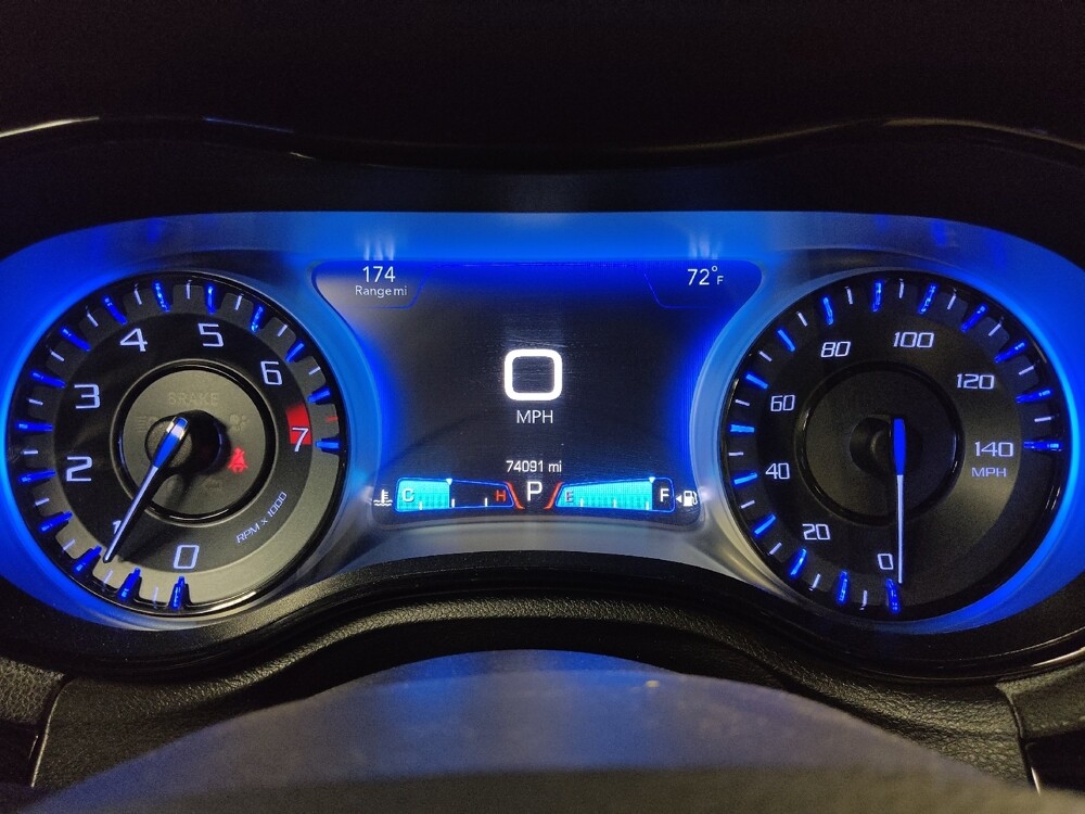 2018 Chrysler 300 in San Antonio, TX 78238 - 18125847 23