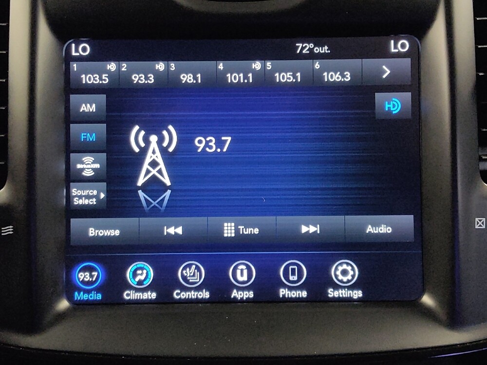 2018 Chrysler 300 in San Antonio, TX 78238 - 18125847 25