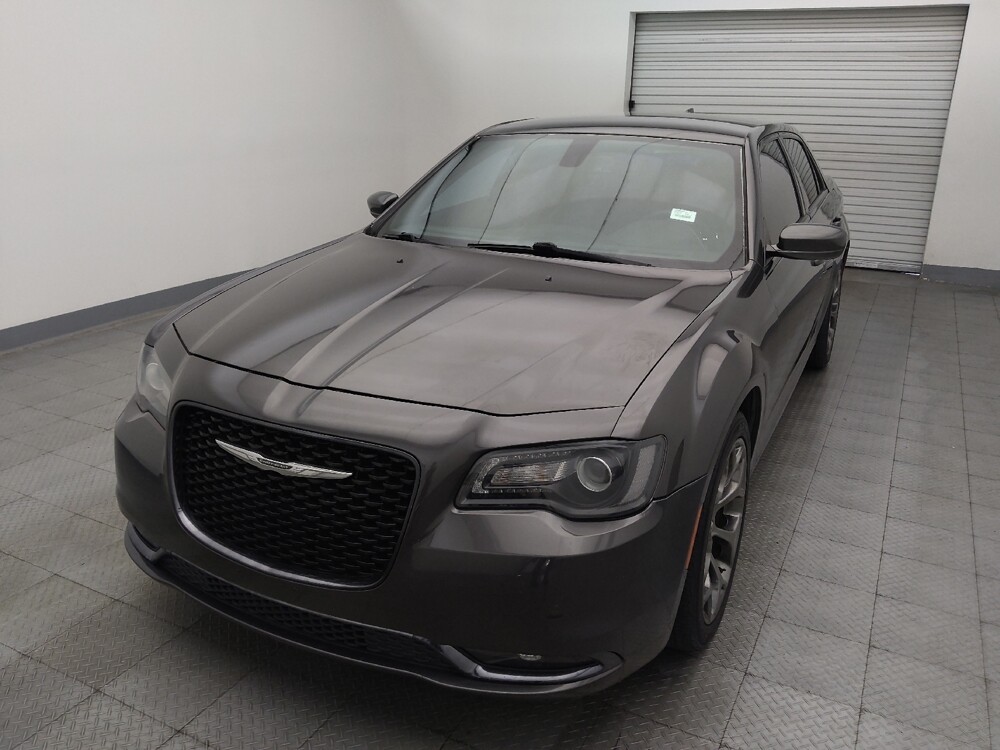2018 Chrysler 300 in San Antonio, TX 78238 - 18125847 15
