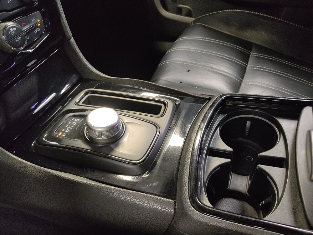 2018 Chrysler 300 in San Antonio, TX 78238 - 18125847 26