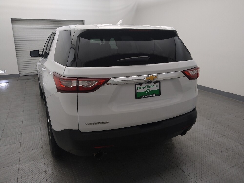 2020 Chevrolet Traverse in Houston, TX 77060 - 18125848 6